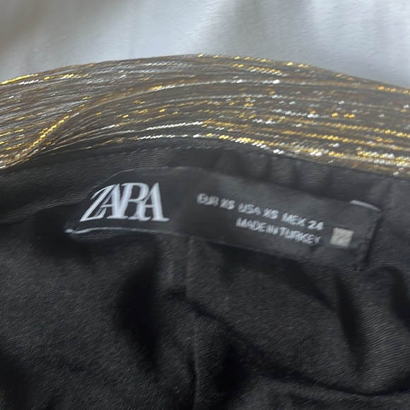 Golden silver Zara skirt - Picture 3 of 3